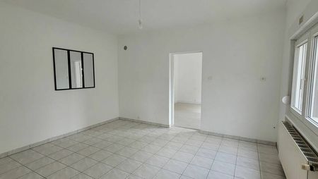 A LOUER LOGEMENT F4 - Photo 4
