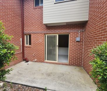 2/187 Warwick Road, 4305, Churchill - Photo 2