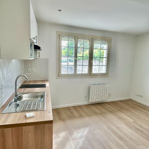 Apartment - Photo 2