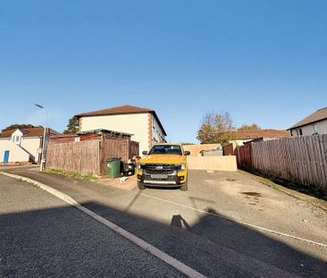 3 bedroom end of terrace house to rent - Photo 6