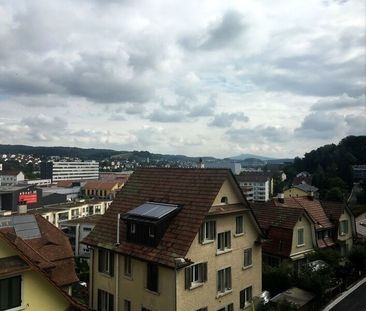 APPARTEMENT DE 4 PIÈCES À SCHAFFHOUSE, MEUBLÉ, TEMPORAIRE - Foto 1