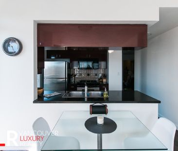 Condo in Downtown Vancouver, BC - Photo 3