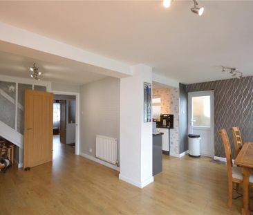 3 bedroom semi-detached house to rent - Photo 2