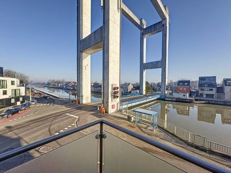 Ruim appartement met terras en zicht op het water - Photo 5