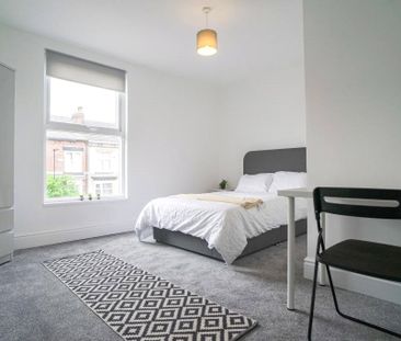 4 bedroom house to rent Charlotte Road, Sheffield, South Yorkshire, S1 - Photo 4