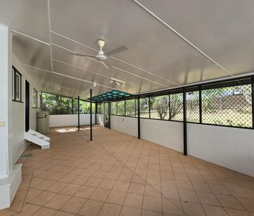 PRIME LOCATION NEAR BOTANIC GARDEN - Photo 1