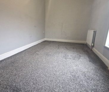 Ambler Street, CASTLEFORD - Photo 4