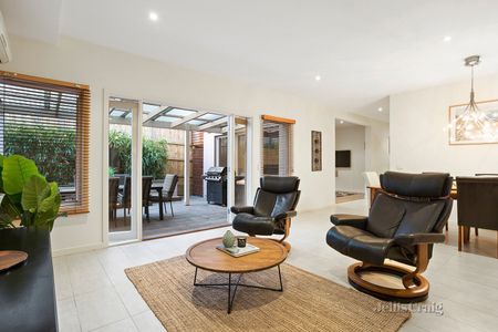 1/197 Mountain View Road, Greensborough - Photo 4