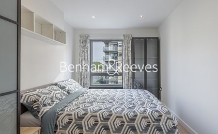 2 Bedroom flat to rent in Heritage Avenue, Colindale, NW9 - Photo 2