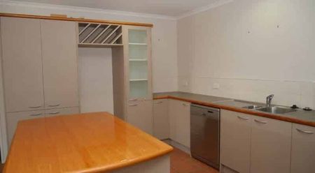 Four-Bedroom Home, Paraparaumu Beach - Photo 4