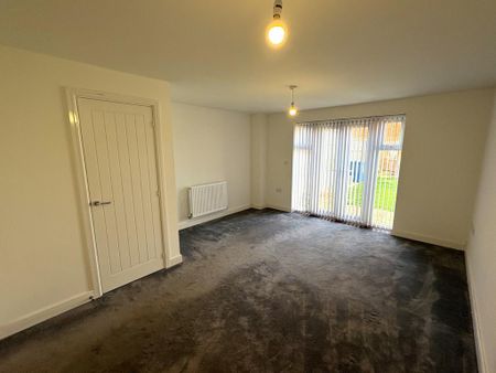 2 bedroom terraced house to rent - Photo 2