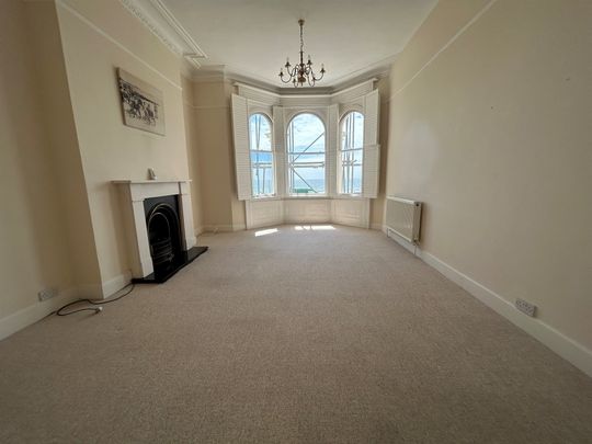 Park Terrace, Bognor Regis - Photo 1