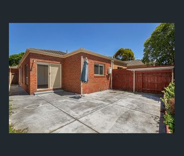 Three bedroom unit for lease in Bundoora - family sized living with... - Photo 2
