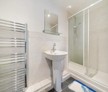 2 bedroom apartment to rent - Photo 6