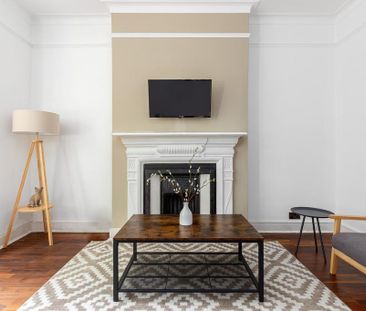 2 bedroom flat to rent - Photo 3