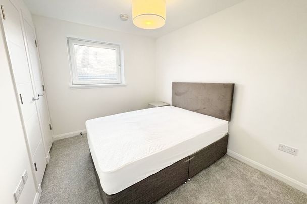 2 Bed, Flat - Photo 1