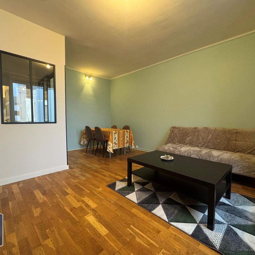 Location Appartement 2 pièces 55m² LYON 7ème - Photo 1