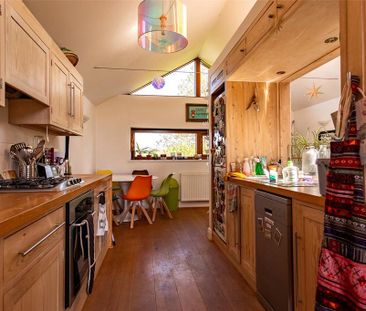 3 bedroom terraced house to rent - Photo 3