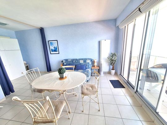 Location Appartement 1 pièce 31m² LES SABLES D OLONNE 85100 - Photo 1