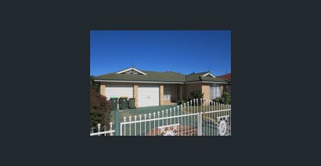 Lovely Family Home - Photo 4