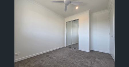 Modern Luxury Meets Thornbury Convenience – Brand New 3-Bedroom Townhouse - Photo 5