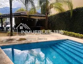 Casa en El Barrial, Santiago, Nuevo León - Photo 1