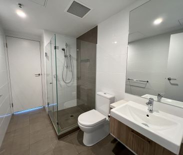 Fully Furnished Penthouse Apartment - Breathtaking Views & Your Own... - Photo 2