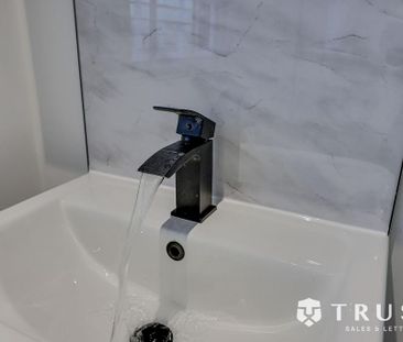 4 bedroom semi-detached house to rent - Photo 2