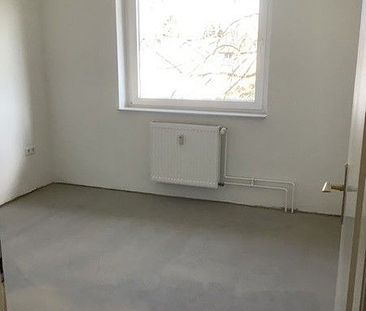 Frei zu gestaltende 3 Zimmer-Wohnung mit Balkon in Jöllenbeck / WBS erforderlich - Foto 4
