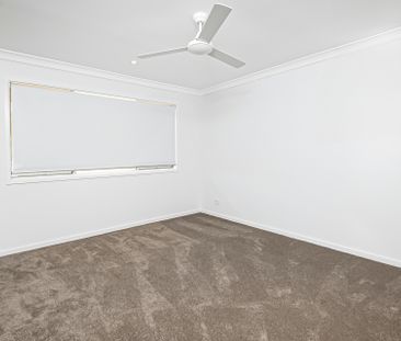 Near New Two Storey Home with views! - Photo 4