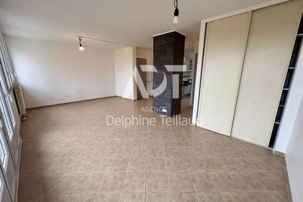Location Appartement 3 pièces 70m² MEYLAN 38240 - Photo 1