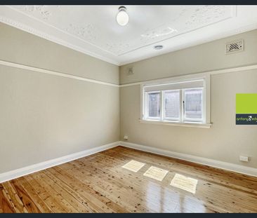 Walk To Town - Photo 6