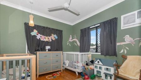 Spacious and Functional for the Entertainer! - Photo 4