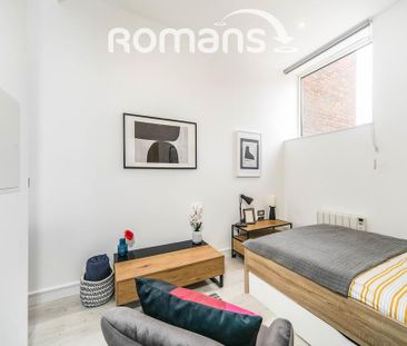 Studio to rent - Photo 1