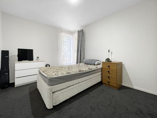 Welcome to 54 Cunliffe Street - 3 bedroom house in Churton Park - Photo 1