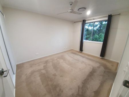 Scarborough Modern Townhouse - Photo 3