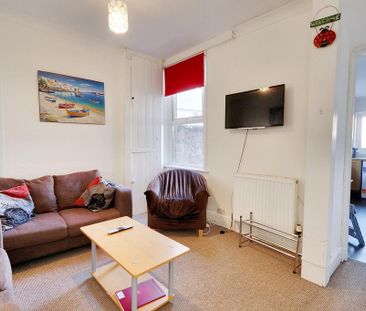 5 bedroom terraced house to rent - Photo 6