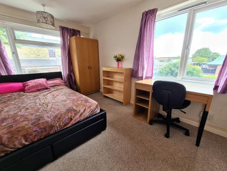 1 bedroom flat to rent - Photo 3