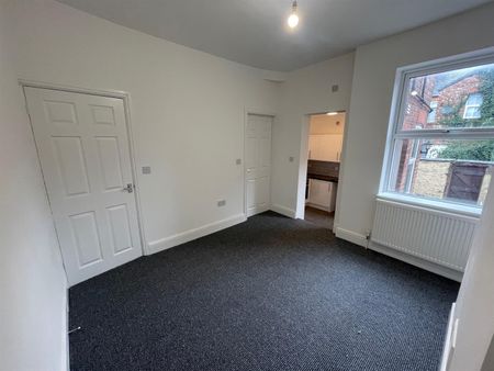 Spenser Avenue, Birkenhead - Photo 2