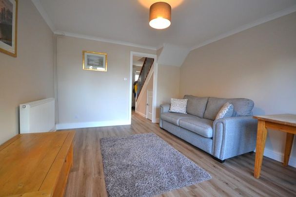 2 bedroom terraced house to rent - Photo 1