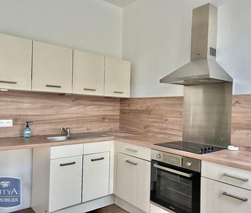 Location Appartement 1 pièce 44m² ST PRIEST EN JAREZ 42270 - Photo 2