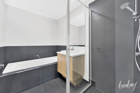 Brand New Three-Bedroom Townhouse in Mickleham - Photo 2