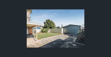 Spacious, well-located home in the heart of Salisbury! - Photo 3