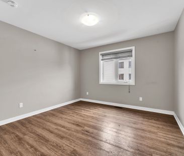 For Lease - 52 Ontario Street Unit# 2, Overbrook - Castleheights an... - Photo 5