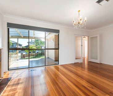 Renovated 3 Bedroom Family Home - Photo 5