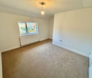 Birkin Avenue, Nottingham, Radcliffe-On-Trent - Photo 2