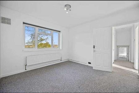 Hathaway Gardens, Ealing, Ealing, W13 - Photo 2