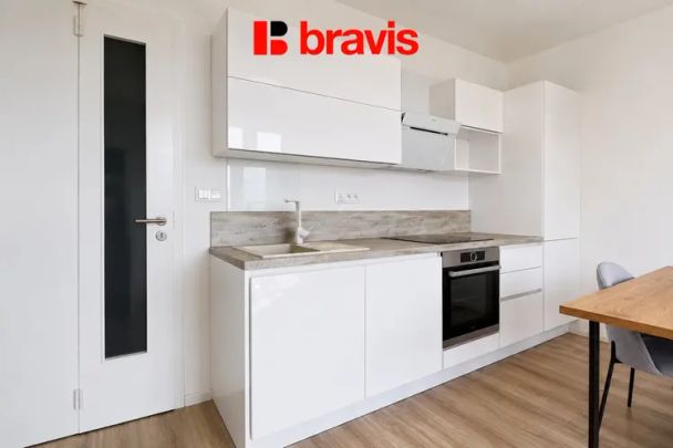 Pronájem bytu 2+kk, Brno - Královo Pole, ul. Chaloupkova, terasa, garážové stání - Фото 1