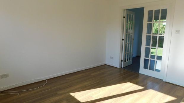 2 bedroom semi-detached house to rent - Photo 1