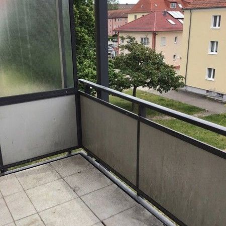 Renovierte 3 Zimmerwohnung mit Balkon gesucht?! - Foto 1